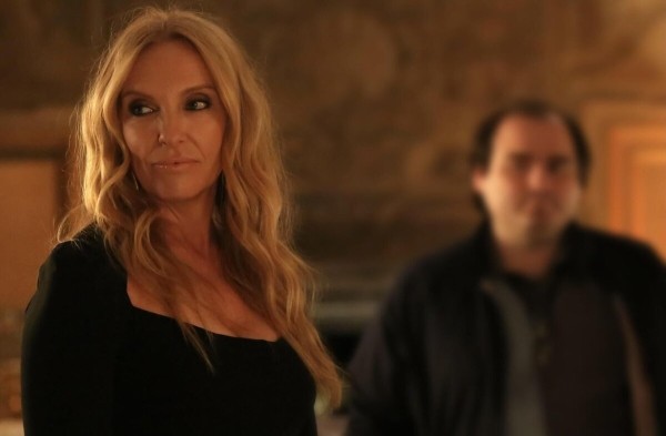 «Мама мафия »: Рецензия Киноафиши