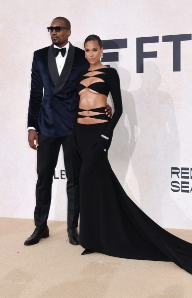 Не оставили простора воображению: самые сексуальные образы звезд на гала-концерте в Каннах