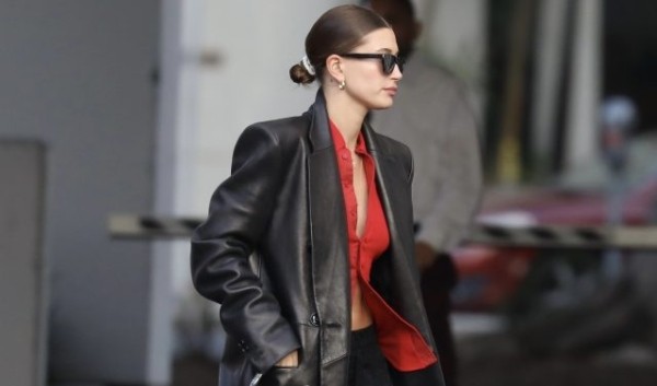 Как у Хейли Бибер: 5 лайфхаков, чтобы сделать идеальный гладкий пучок