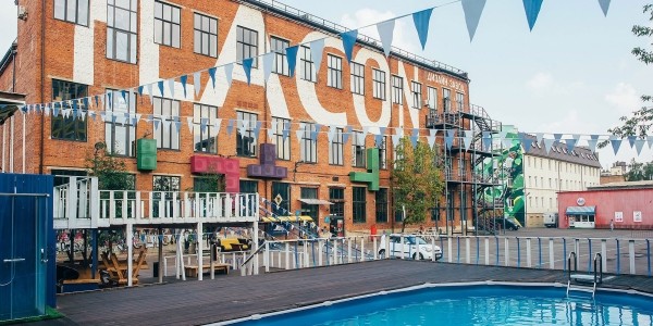 Планы на лето: 10 лучших открытых бассейнов в Москве Планы на лето: 10 лучших открытых бассейнов в Москве