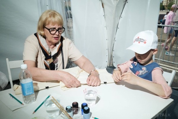 Ольга Бузова, Тима Акимов, Bittuev и другие на фестивале «Блогеры России» в Москве