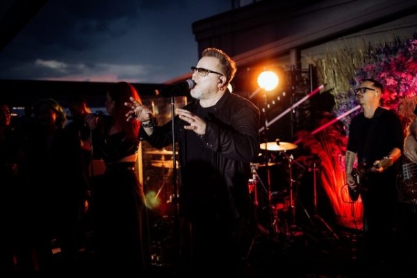 Светлана Бондарчук и Сергей Харченко, Виктория Манасир и другие на открытии террасы BURO. TSUM