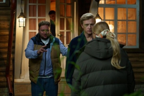 К выходу готовится российская комедия «Праздники» от создателей «Бати»