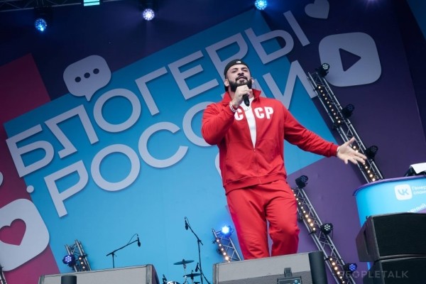 Ольга Бузова, Тима Акимов, Bittuev и другие на фестивале «Блогеры России» в Москве