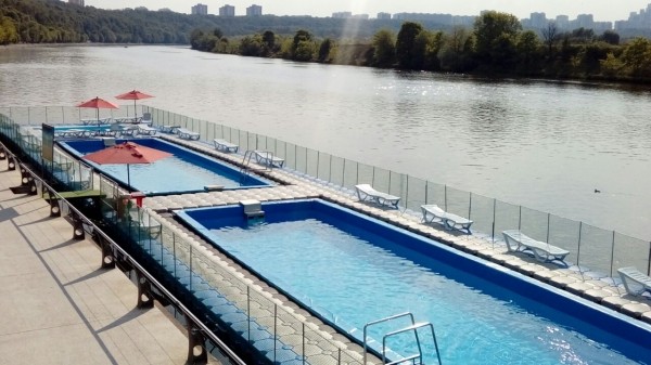 Планы на лето: 10 лучших открытых бассейнов в Москве Планы на лето: 10 лучших открытых бассейнов в Москве