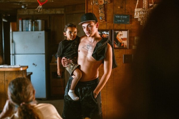 Что смотреть на выходных: «Благие знамения», «Ведьмак» и новая «Русалочка»