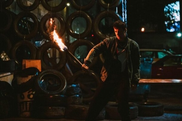 Сквозь время: начались съемки комедийного сериала «Отмороженные»