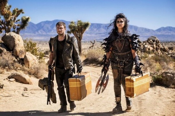 Что смотреть на выходных: «Город астероидов», новые «Трансформеры» и постапокалиптические «Чудотворцы» Что смотреть на выходных: «Город астероидов», новые «Трансформеры» и постапокалиптические «Чудотворцы»