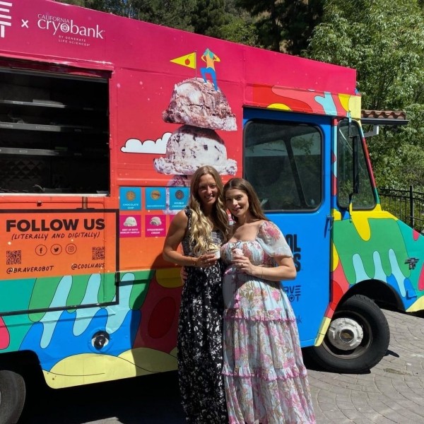 Звезда «Сумерек» Эшли Грин раскрыла пол будущего ребенка Звезда «Сумерек» Эшли Грин раскрыла пол будущего ребенка