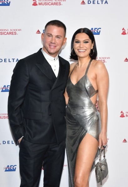 Певица Джесси Джей откровенно рассказала, как переживает потерю ребенка Певица Джесси Джей откровенно рассказала, как переживает потерю ребенка