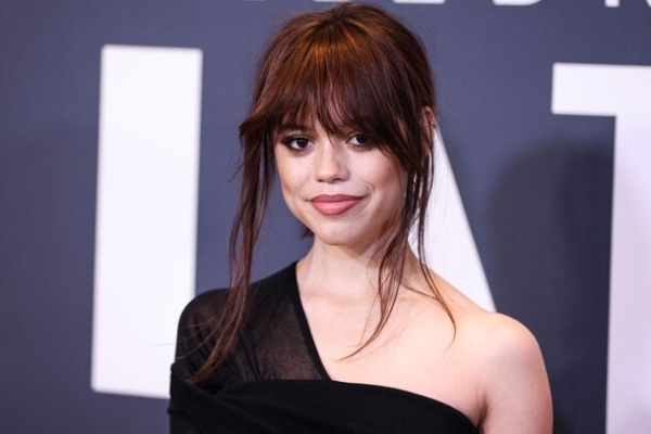 Миа Гот покоряет Голливуд, а Дженна Ортега сбивает единорога: 5 грядущих фильмов A24 Миа Гот покоряет Голливуд, а Дженна Ортега сбивает единорога: 5 грядущих фильмов A24