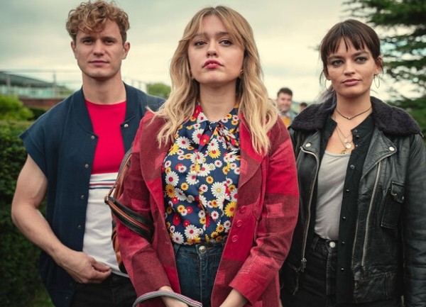 Что смотреть на выходных: финал «Сексуального просвещения», приквел «Джона Уика» и новый фильм с Джонни Деппом