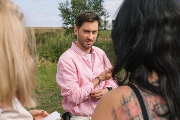 Начались съемки российского ромкома о единственных людях на Земле «Адам и Ева 2.0» Начались съемки российского ромкома о единственных людях на Земле «Адам и Ева 2.0»