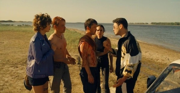 Приключенческое драмеди: стоит ли смотреть новый сериал «Лада Голд»?