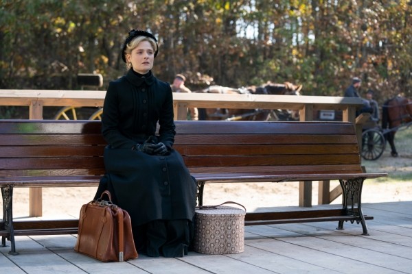 Модный приговор: как создавались костюмы для героев сериала «Позолоченный век»