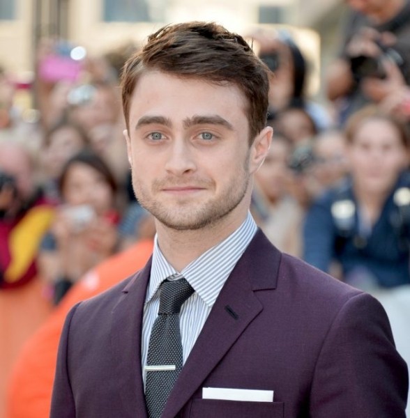 Дэниэл Рэдклифф снимет фильм о своем дублере, парализованном после съемок «Гарри Поттера» Дэниэл Рэдклифф снимет фильм о своем дублере, парализованном после съемок «Гарри Поттера»