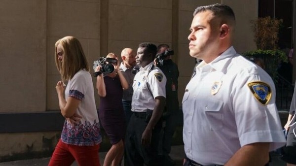 Вы удивитесь: 7 сериалов, в основе которых лежат реальные скандалы Вы удивитесь: 7 сериалов, в основе которых лежат реальные скандалы