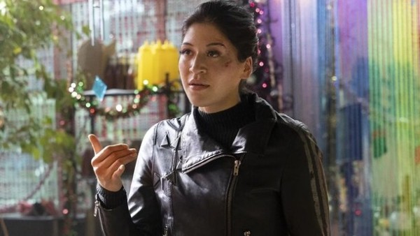 Кингпин произносит монолог под дулом пистолета глухонемой супергероини в трейлере сериала «Эхо» 