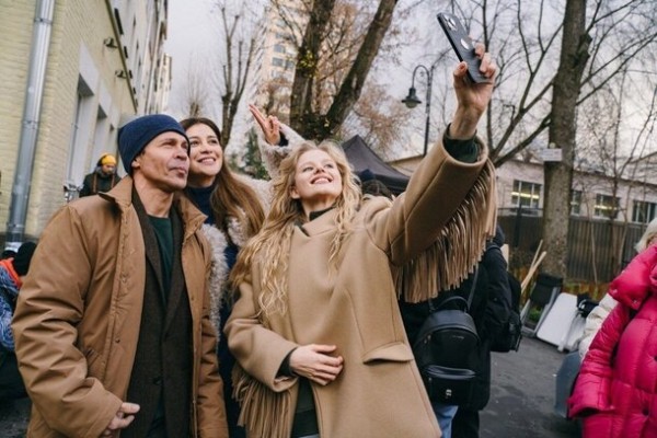 Начались съемки сериала «Первый номер» с Евгением Цыгановым, Равшаной Курковой и другими звездами Начались съемки сериала «Первый номер» с Евгением Цыгановым, Равшаной Курковой и другими звездами