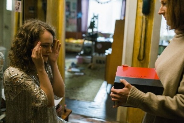 В прокат вышел фильм «Привет, мама» с Дарьей Савельевой и Аглаей Тарасовой В прокат вышел фильм «Привет, мама» с Дарьей Савельевой и Аглаей Тарасовой