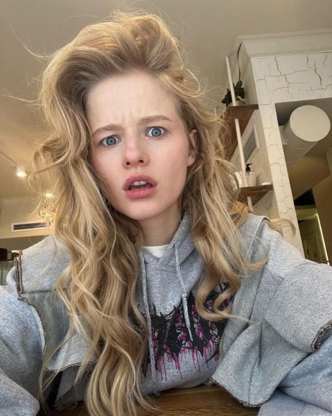 «Нужно только ваше тело, лицо будет Марго Робби»: Саша Бортич рассказала о странном предложении продюсеров «Нужно только ваше тело, лицо будет Марго Робби»: Саша Бортич рассказала о странном предложении продюсеров