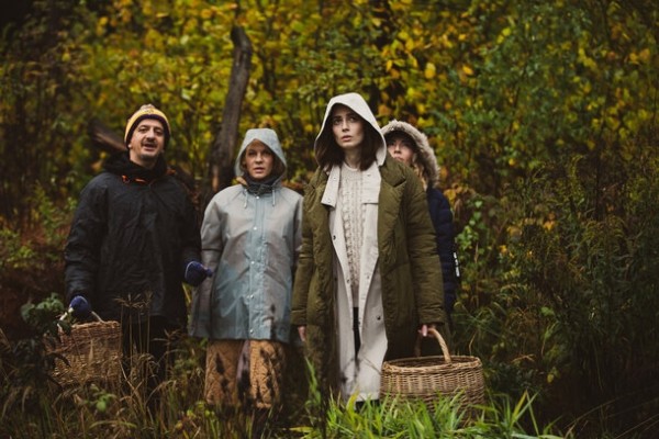 Культурный центр «ЗИЛ», безграничная месть и театральные актеры: как проходили съемки сериала Константина Богомолова «Кеша должен умереть»