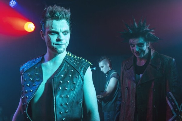 Киноитоги-2023: главные фильмы, звезды и скандалы Киноитоги-2023: главные фильмы, звезды и скандалы