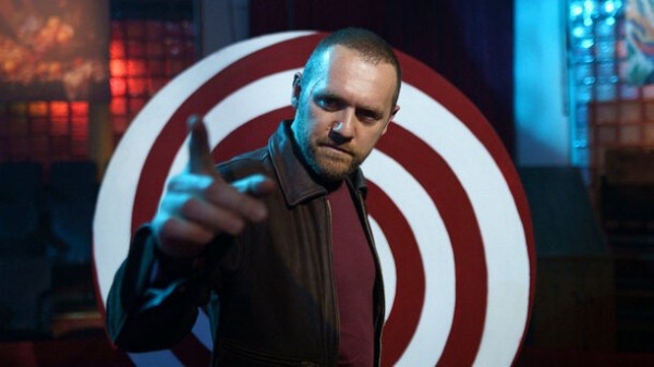 Денис Шведов и Роман Курцын спасают мир в трейлере комедийного экшен-сериала «Красный 5»