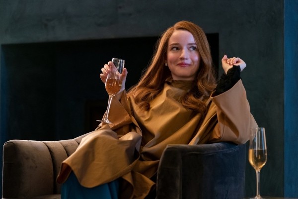 5 захватывающих сериалов про аферистов, которые можно посмотреть залпом 5 захватывающих сериалов про аферистов, которые можно посмотреть залпом