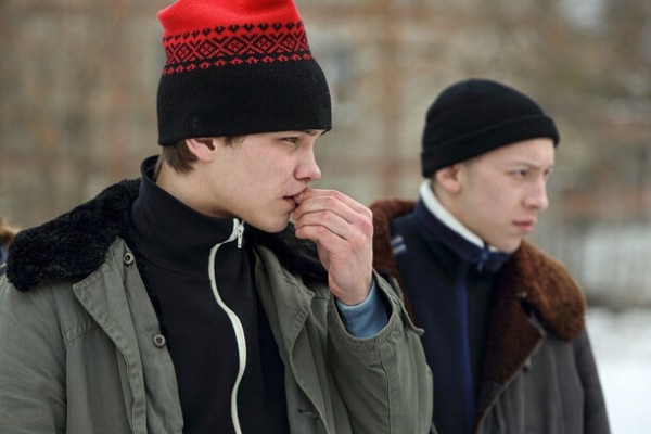 «Мы зачастую просто жили в кадре»: интервью с актерами из сериала «Слова пацана» «Мы зачастую просто жили в кадре»: интервью с актерами из сериала «Слова пацана»