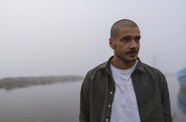 Что смотреть на праздниках дома: 8 новинок — от семейного фэнтези до триллеров 