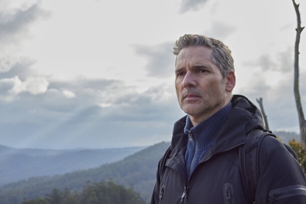 Эрик Бана раскрывает шокирующую правду в трейлере триллера «Город тайн: Исчезнувшая» Эрик Бана раскрывает шокирующую правду в трейлере триллера «Город тайн: Исчезнувшая»