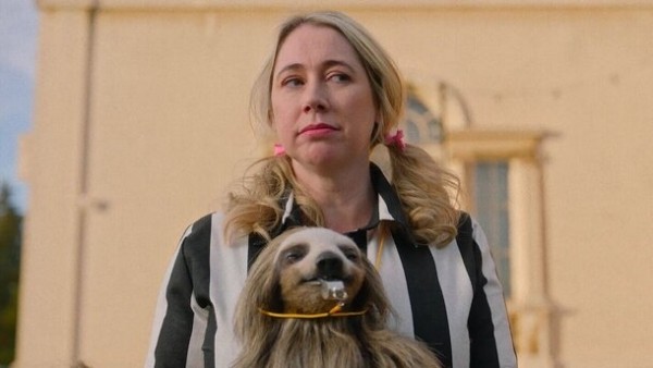 Безжалостный ленивец и куриные зомби: 7 трешовых фильмов, которым стоит дать шанс Безжалостный ленивец и куриные зомби: 7 трешовых фильмов, которым стоит дать шанс