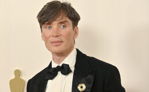 Киллиан Мерфи сыграет в драме «Кровь управляет углем» Киллиан Мерфи сыграет в драме «Кровь управляет углем»