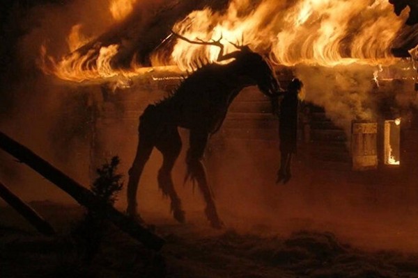 Жестокий олененок выходит на охоту в трейлере фильма ужасов «Бэмби: Расплата»