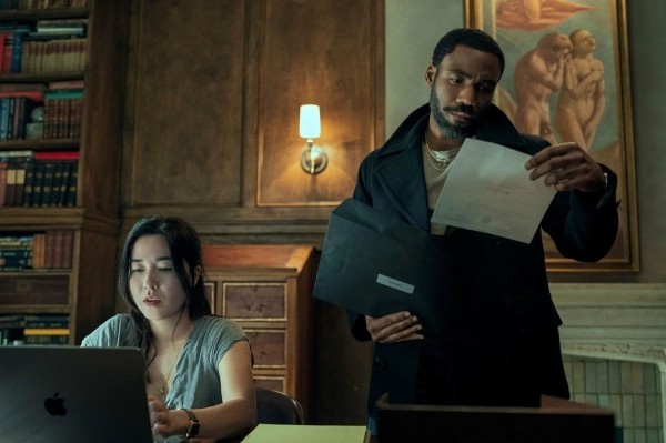 10 самых обсуждаемых сериалов 2024 года, которые можно посмотреть за долгие выходные