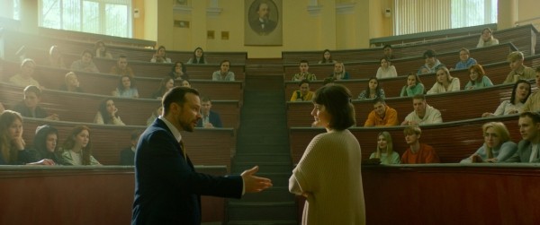 «Культурная комедия»: Рецензия Киноафиши