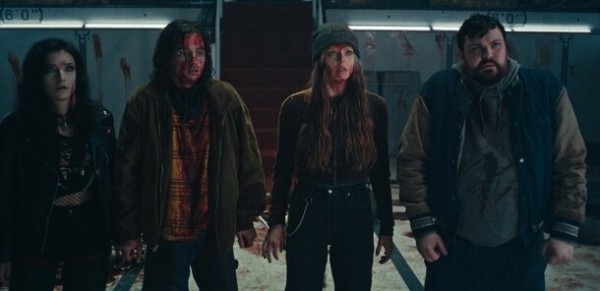 Мертвецы становятся полноправными гражданами в трейлере комедийного хоррора «Реальные зомби»