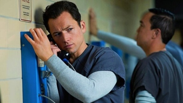 Цепляют, как "Чернобыль": 10 мини-сериалов, которые захочется смотреть залпом