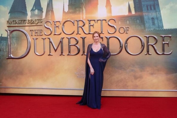 Еще больше магии: 5 вещей, которые уже известны о будущем сериале про Гарри Поттера Еще больше магии: 5 вещей, которые уже известны о будущем сериале про Гарри Поттера