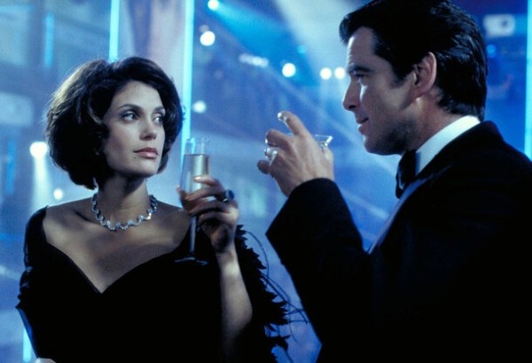 Эти 10 звезд так убедительно играли любовь, что мы поверили - а в реальности они ненавидели друг друга Эти 10 звезд так убедительно играли любовь, что мы поверили - а в реальности они ненавидели друг друга