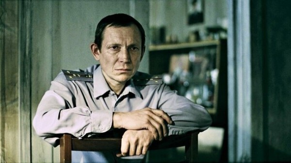 Роль маньяка в "Груз 200" сделала этого актера настоящим изгоем: фанаты фильма сломали ему жизнь