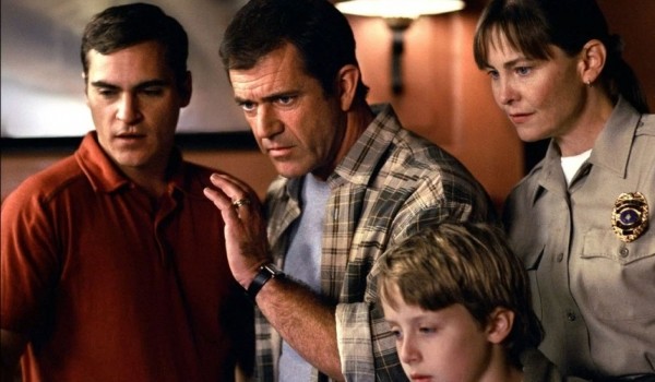 Специалист по неожиданным твистам: 6 лучших фильмов М. Найта Шьямалана