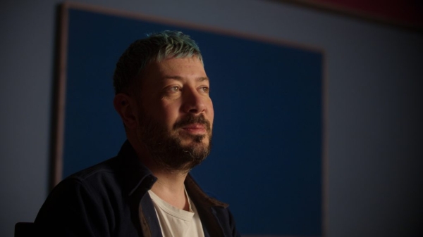 Время абсолютной свободы и беспредела: премьера документального сериала «Нулевые» Сергея Минаева