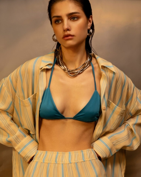 Зеленое платье мечты в круизной коллекции I Am Studio Зеленое платье мечты в круизной коллекции I Am Studio